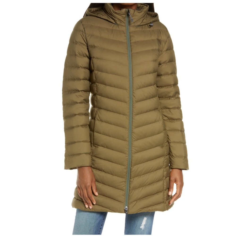 *SOLD*PATAGONIA Silent 700 Fill Down Hooded Jacket - Picture 3 of 14